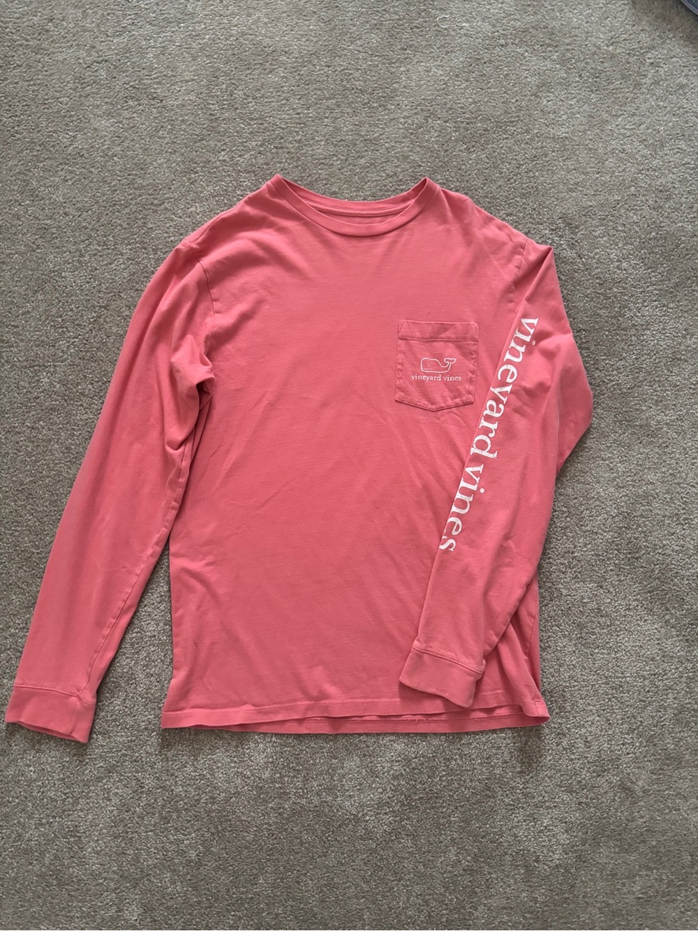 Vineyard Vines Long-Sleeve Pocket Tee in Coral